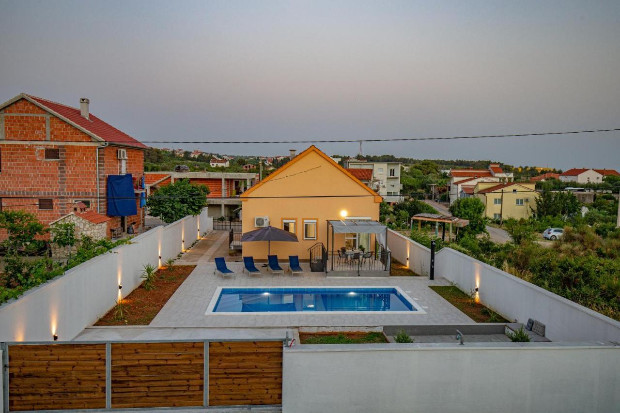 Villa Family And Friends Private Heated Pool With Jacuzzi ザダル エクステリア 写真