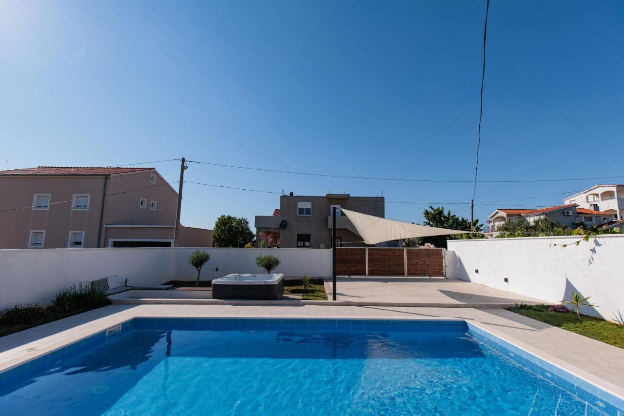 Villa Family And Friends Private Heated Pool With Jacuzzi ザダル エクステリア 写真