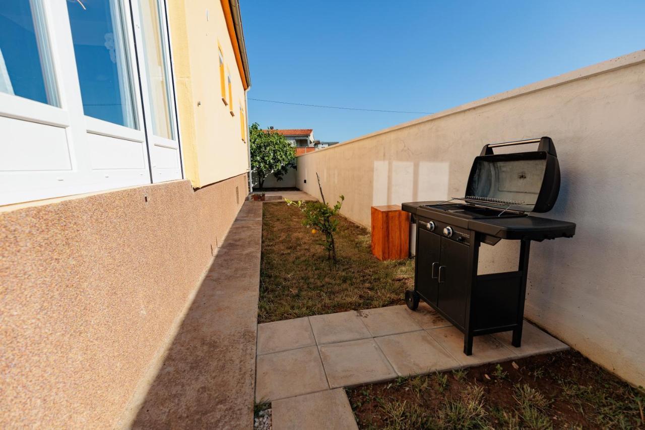 Villa Family And Friends Private Heated Pool With Jacuzzi ザダル エクステリア 写真